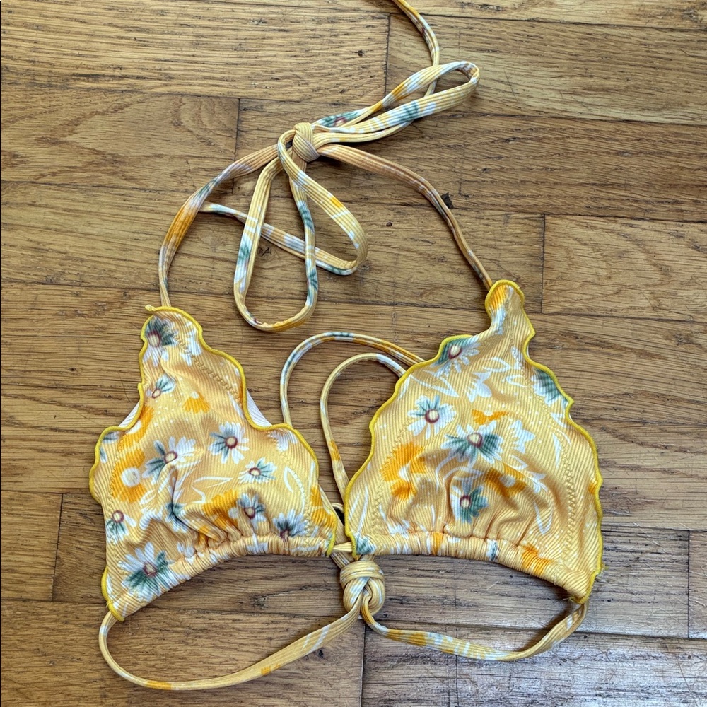 ZAFUL Ribbed YellowFloral Print String Bikini Bathing Suit Top